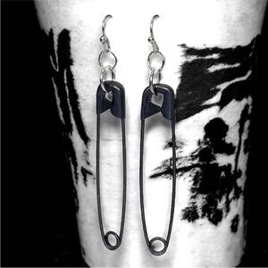 5 For $25💫Long Punk Rock Black Safety Pin Dangles